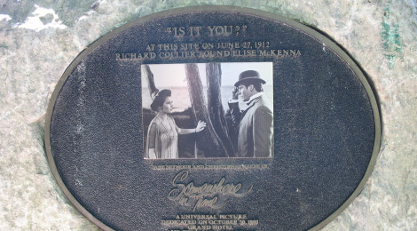 "Somewhere In Time" Plaque di ryandoughty, su Flickr