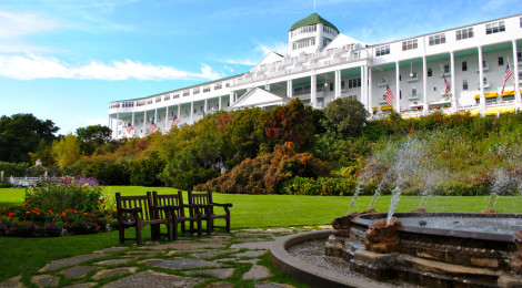 Grand Hotel Lawn di michaelnpatterson, su Flickr