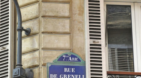 Rue de Grenelle ©MaraBarbuni