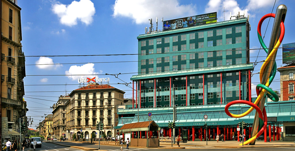 Piazzale Cadorna, Milano