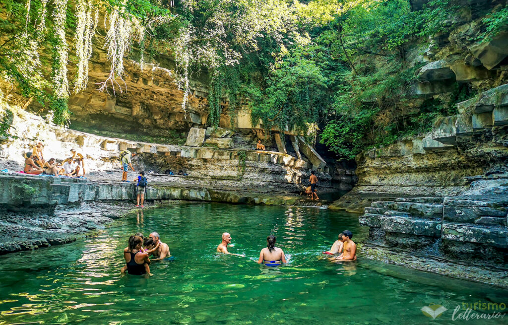 La Grotta urlante a Premilcuore 