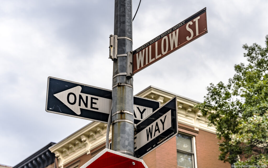 Cartello stradale di Willow Street a Brooklyn Heights